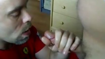 دختر بچه با صحنه سکسی سریال فرار از زندان بزرگ الاستیک سینه, نوک باریک